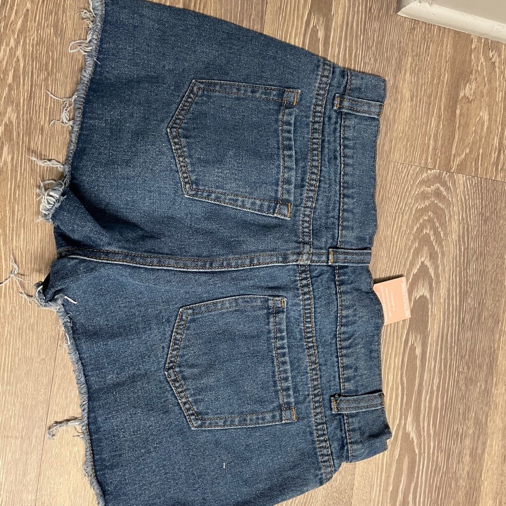 pretty little things shorts